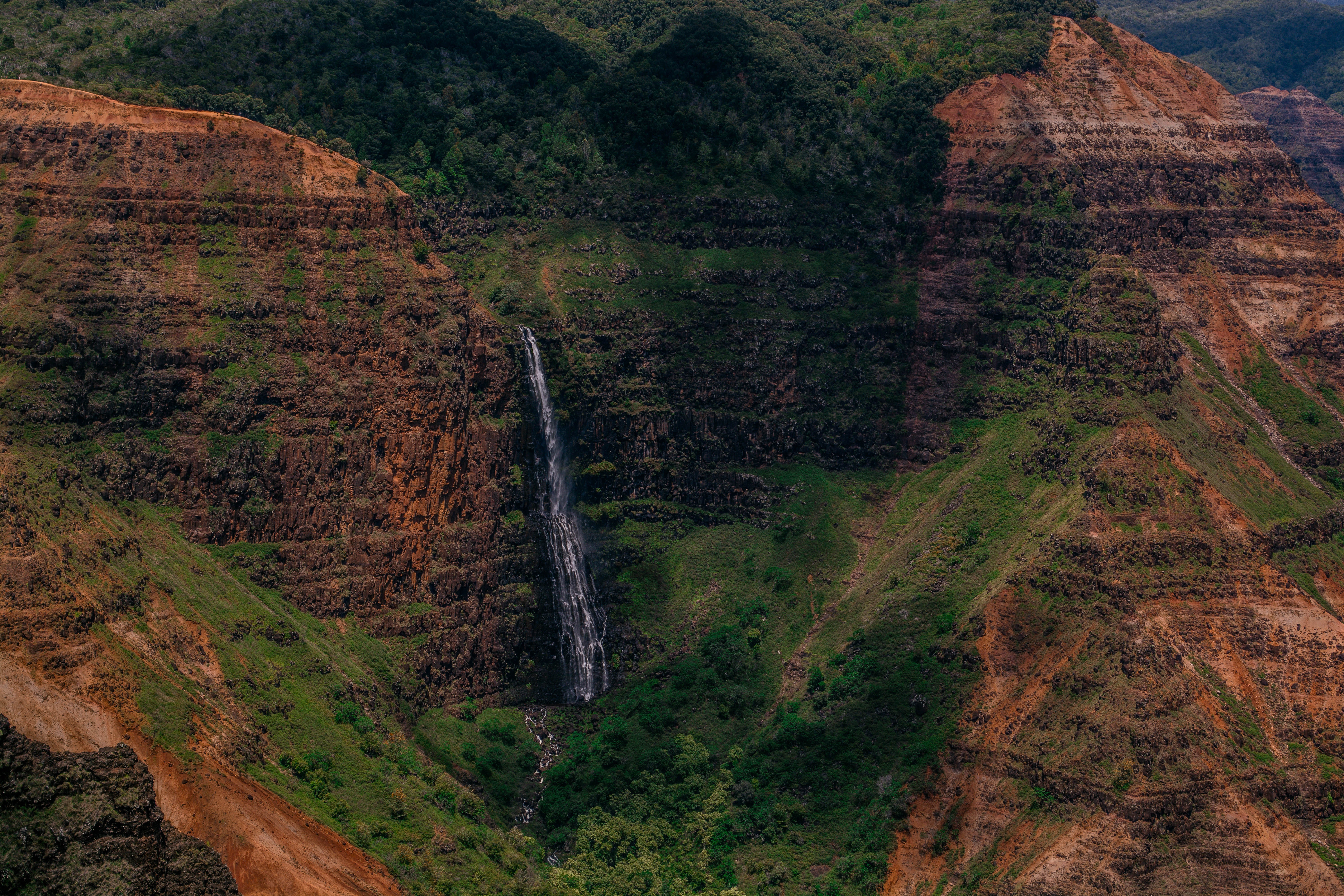 Waimea Mountain Waterfall Daylight